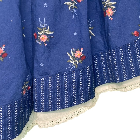 Disney’s Beauty & The Beast “Provincial Belle” Movie Dress - Picture 4 of 6